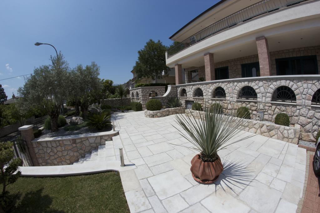 Biuk Apartments Novi Vinodolski Exterior foto